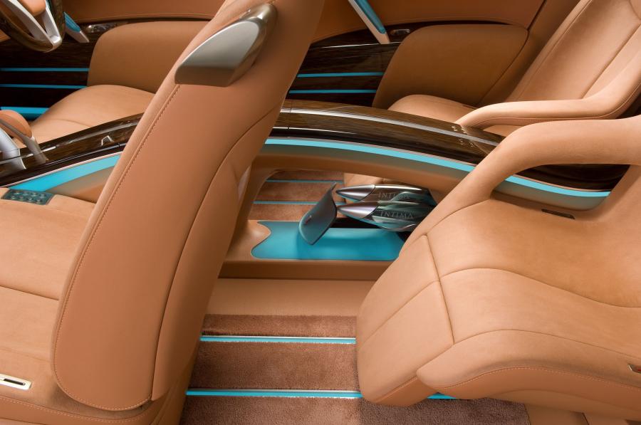  Nissan Intima Concept 2007 года  (фото 12 из 39)